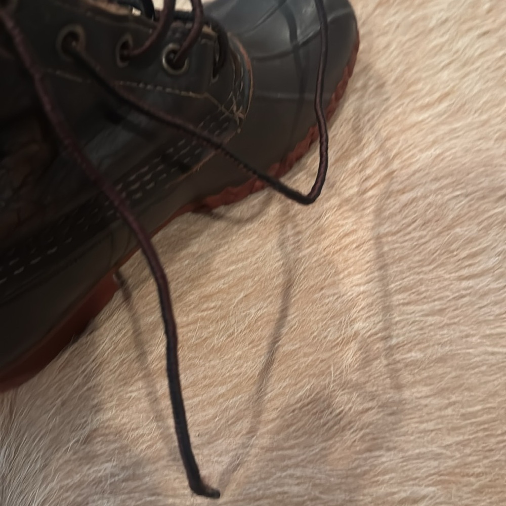 Women’s LL Bean Brown Lace-Up Waterproof Duck Boots - Picture 7 of 10